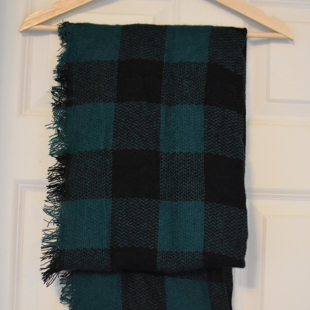 Buffalo check scarf